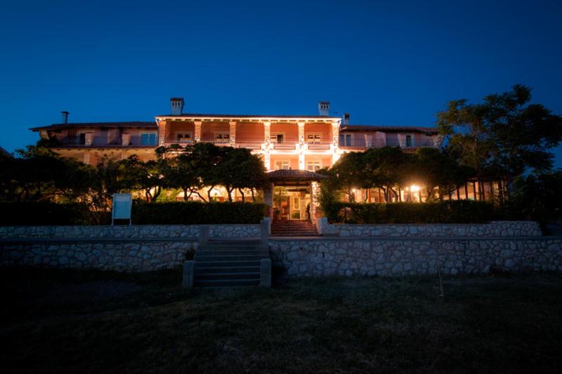 Quarto Estandar Vista Mar, Villa Barbat