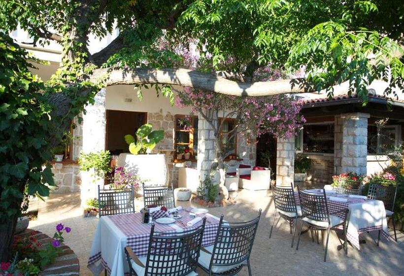 Quarto Estandar Vista Mar, Villa Barbat