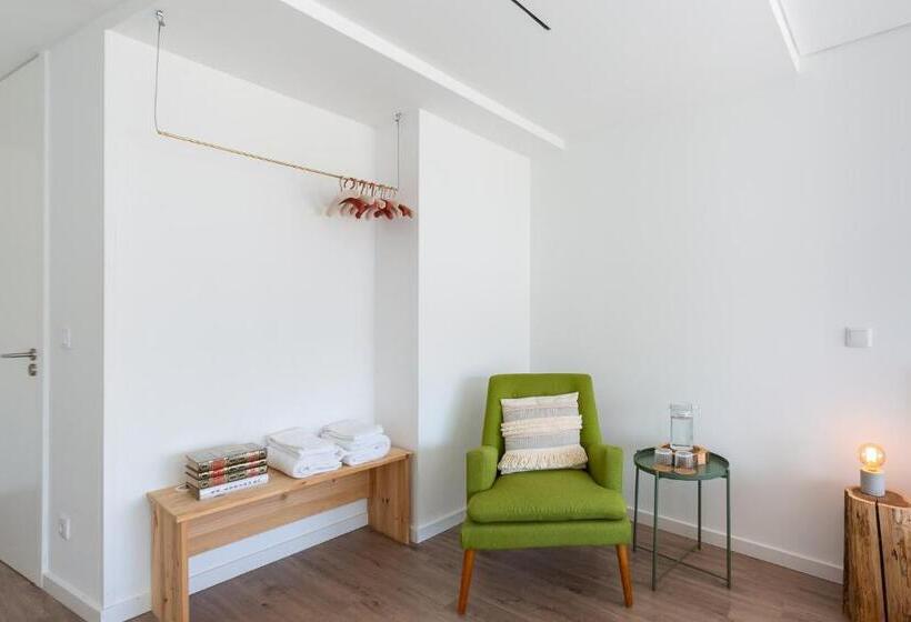 Люкс, Autor Guesthouse