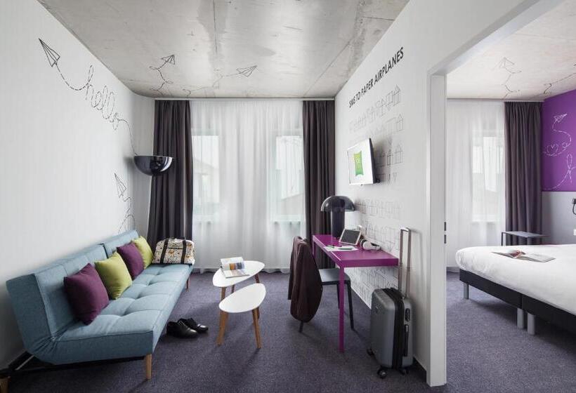 Suite, Ibis Styles Budapest Airport