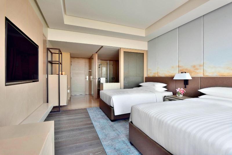 Номер Клуб, Indore Marriott