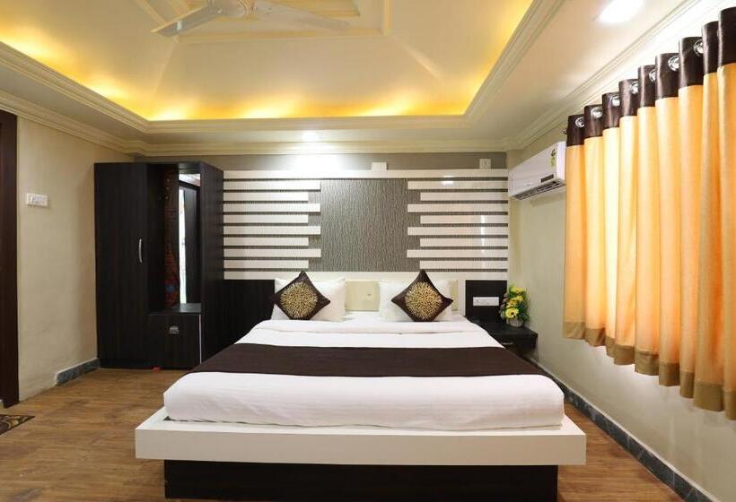 Номер Deluxe Кровать Кинг, Loyal Residency