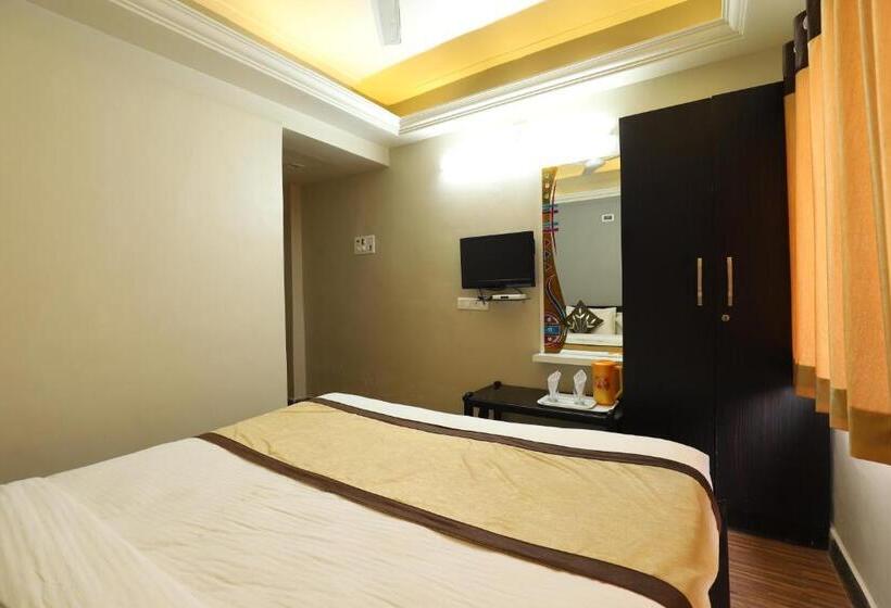 Номер Deluxe Кровать Кинг, Loyal Residency