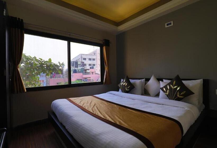 Номер Deluxe Кровать Кинг, Loyal Residency