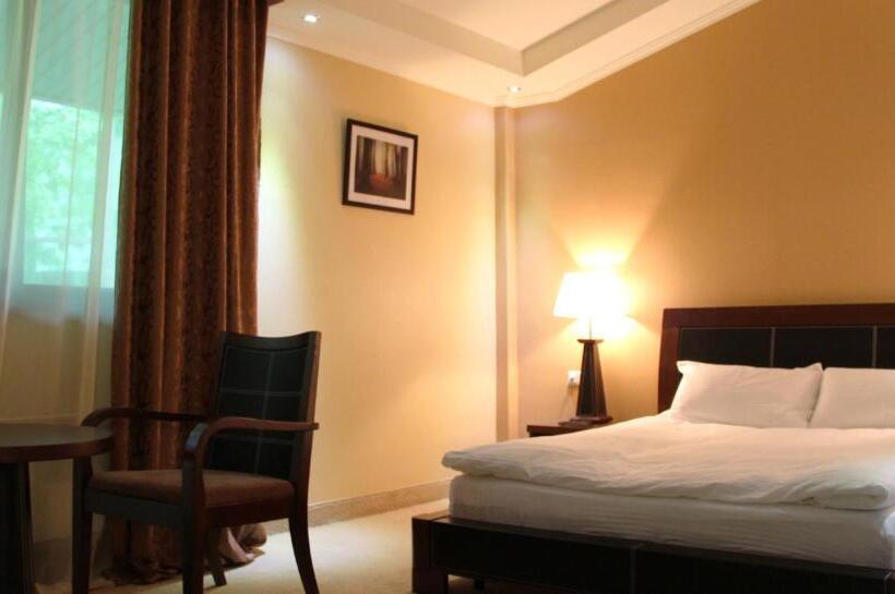 کابین, Dilijan Park Resort & Villas