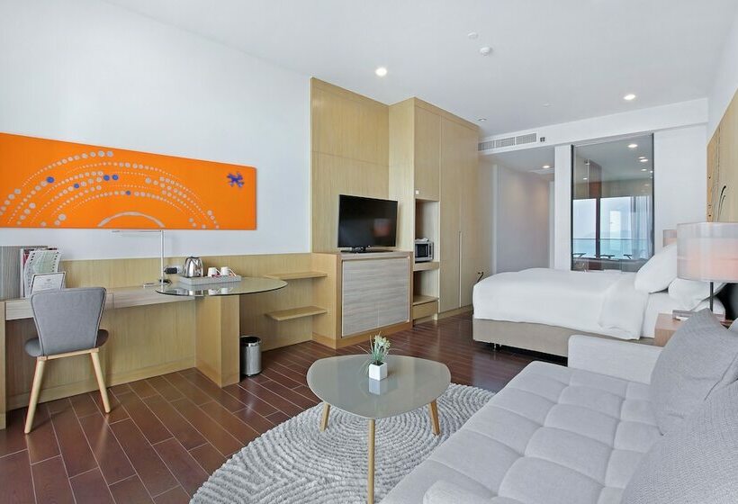 スタンダードスタジオ, White Sand Beach Residences Pattaya