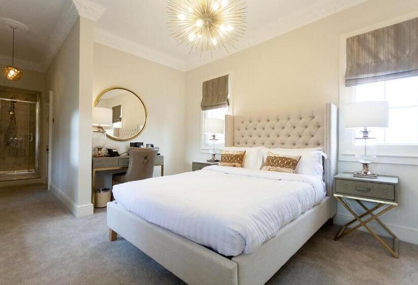Quarto Deluxe, Winstanley House