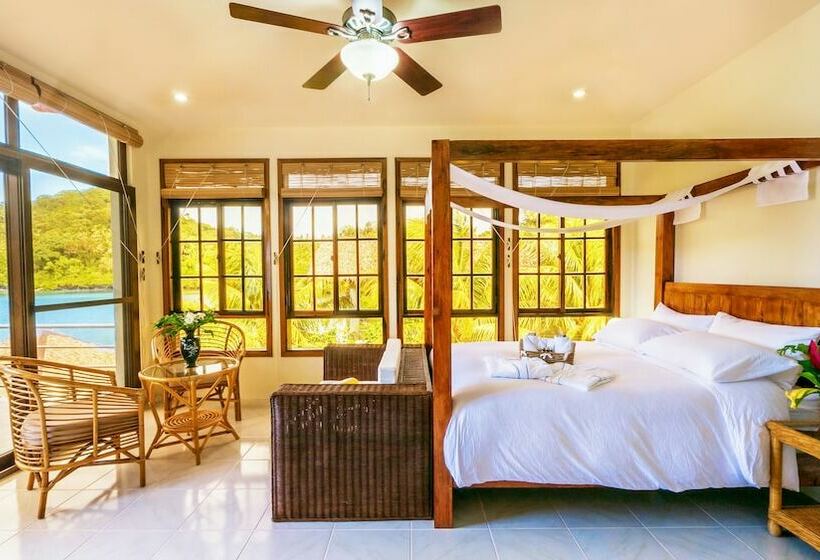 Номер Deluxe Вид на Сад, Edgewater Dive & Spa Resort