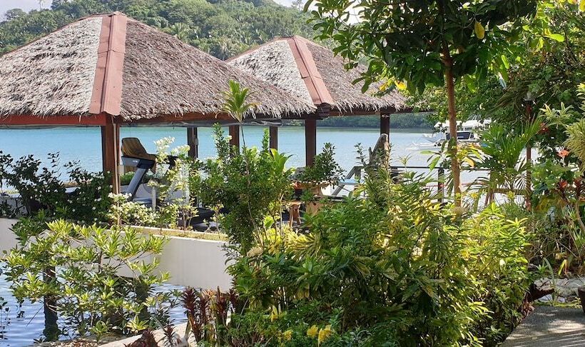 Номер Deluxe Вид на Сад, Edgewater Dive & Spa Resort