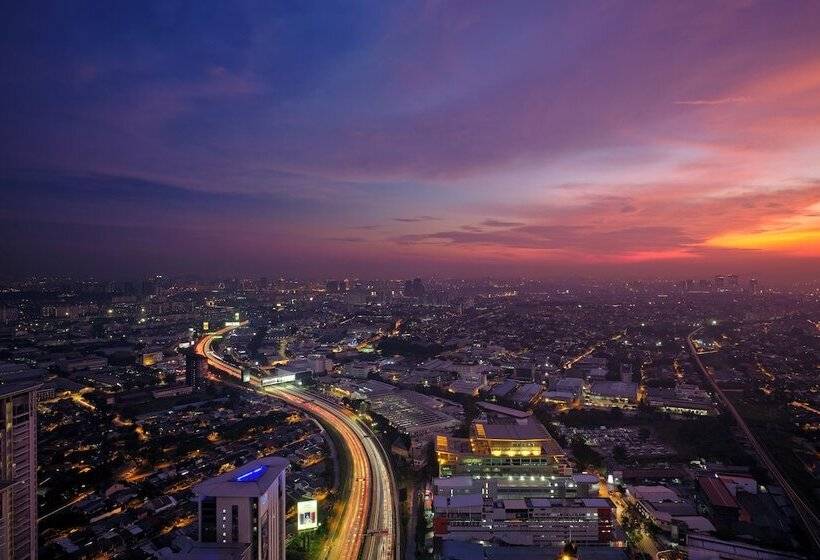 Номер Клуб, Sheraton Petaling Jaya