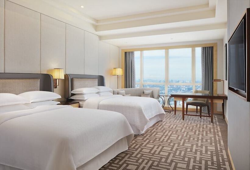 Номер Клуб, Sheraton Petaling Jaya