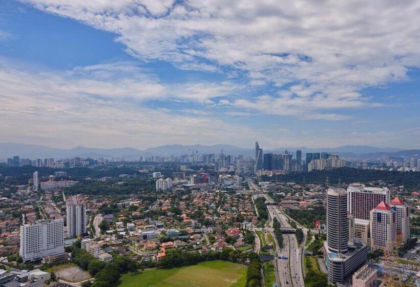 Номер Executive, Sheraton Petaling Jaya