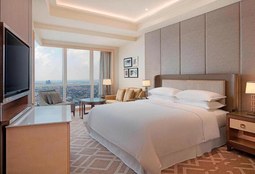 Люкс Клуб, Sheraton Petaling Jaya