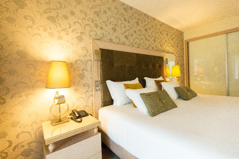 Номер Deluxe Вид на Город, Sheraton Petaling Jaya