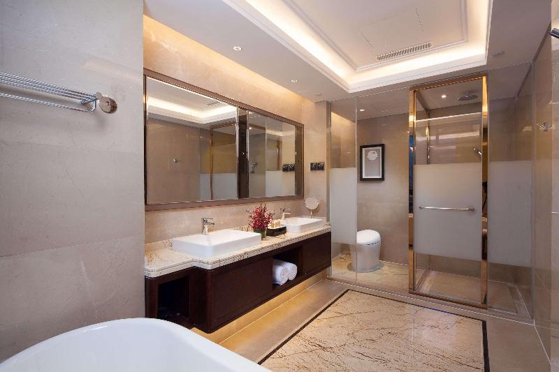 Люкс Повышенной Комфортности, Ramada Jinan