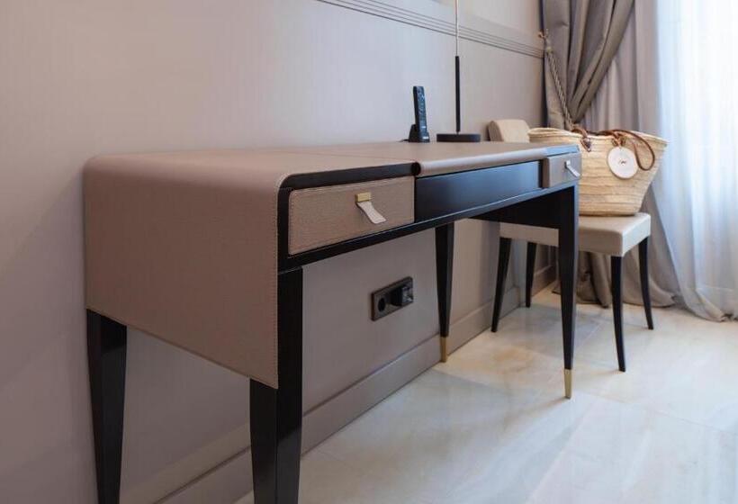 סוויטת דלוקס נוף לים, Alàbriga Hotel Gl