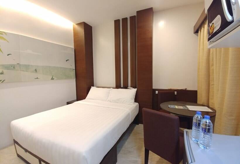 Номер Стандарт, Bed And Bath Serviced Suites