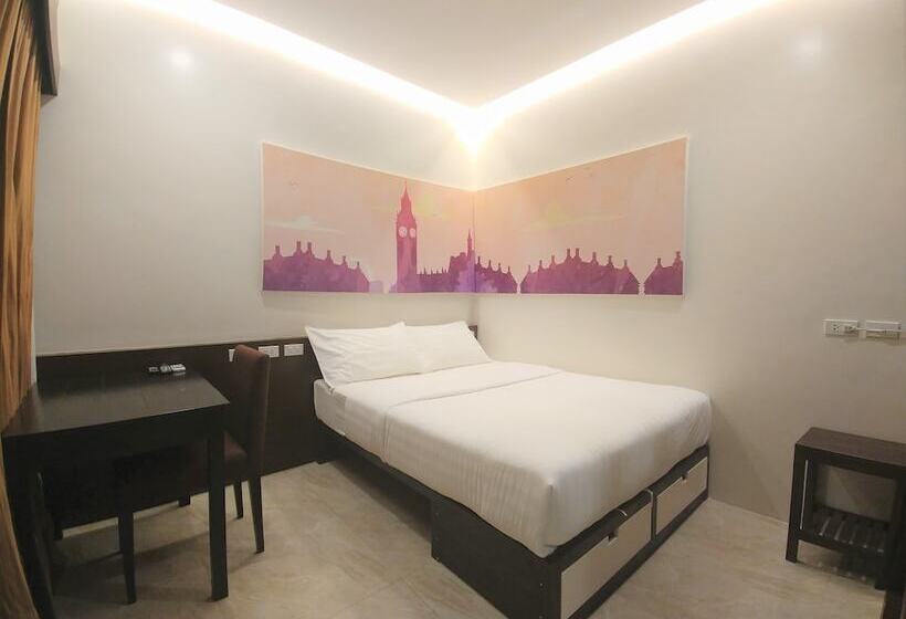 Студия Стандарт, Bed And Bath Serviced Suites