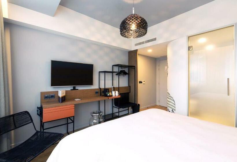Классический Номер, Golden Tulip Saint Malo– Le Grand Be