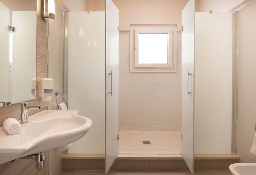 Трехместный Номер Deluxe, Quinta Real Granada
