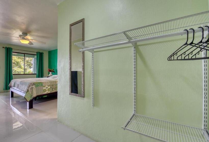 Номер Deluxe Кровать Кинг, Casa Conley Del Mar