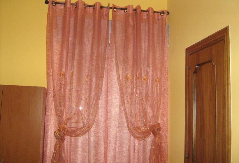 Quarto Triplo Estandar, Villa Miriam