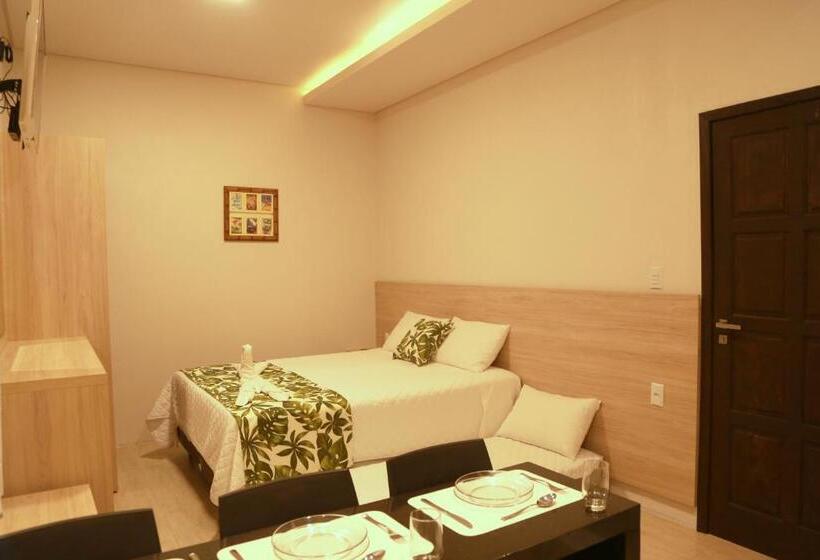 استودیوی لوکس, Ala Moana Pousada