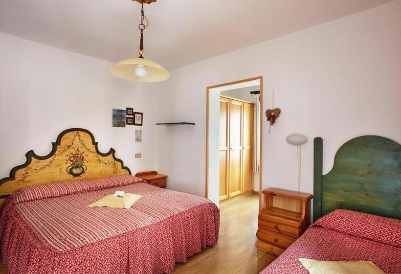 Quarto Triplo Estandar, Albergo Venezia