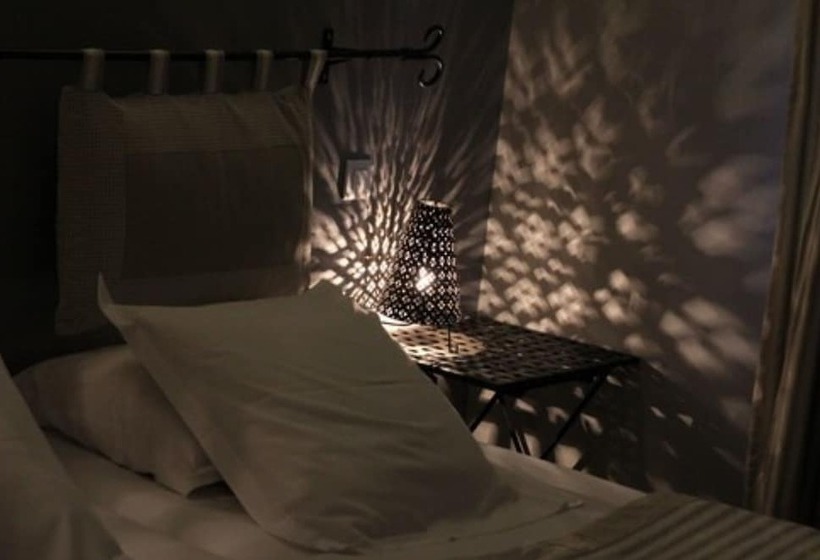Номер Стандарт, Hôtel Le Boïate