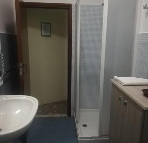 اتاق راحتی سه تخته, B&b Dietro L'angolo