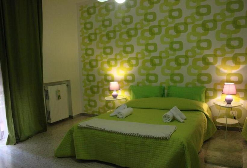 اتاق راحتی سه تخته, B&b Dietro L'angolo