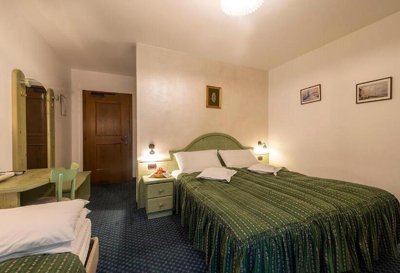 Quarto Familiar, Al Lago