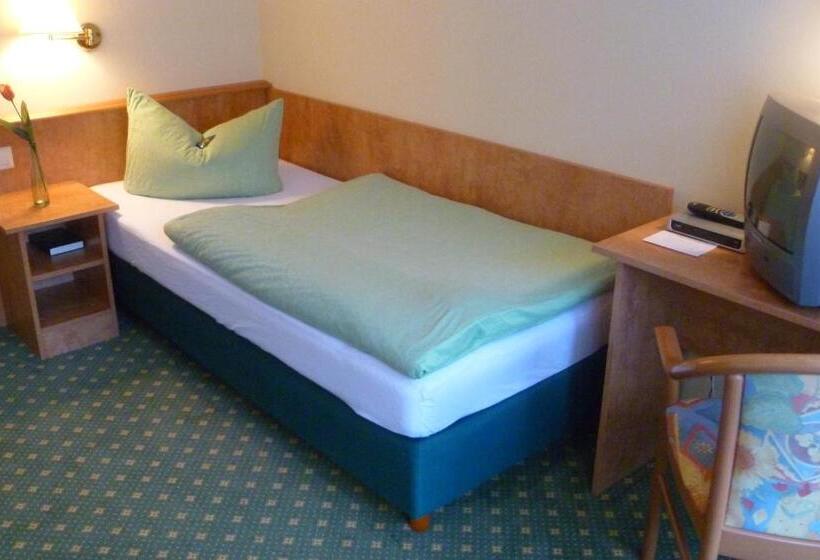 Quarto Estandar Individual, Gasthof Zwilling