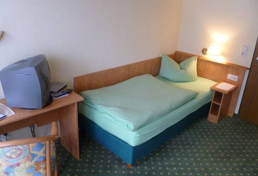 Quarto Estandar Individual, Gasthof Zwilling