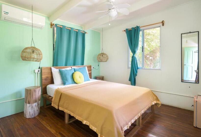 Номер Стандарт, Selina Manuel Antonio   Hostel
