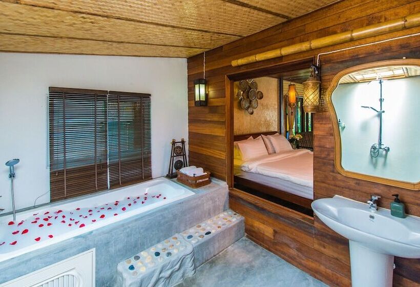 ویلای 1 خوابه, Bora Bora Villa Phuket