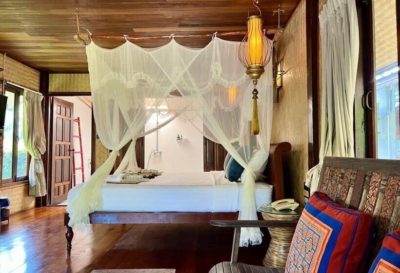 ویلای 1 خوابه, Bora Bora Villa Phuket