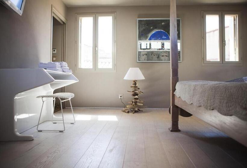 Quarto Estandar, La Loge De Mer   Lodge Urbain