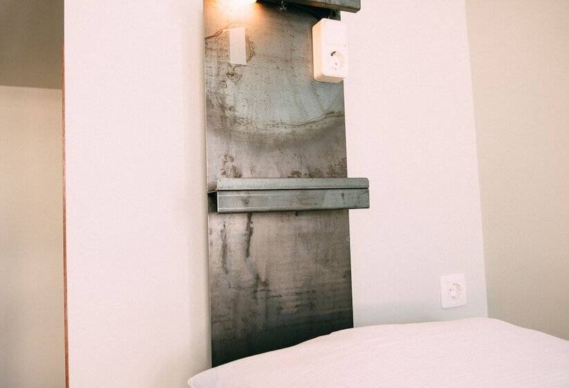 Chambre Quadruple Standard, King Kong Hostel