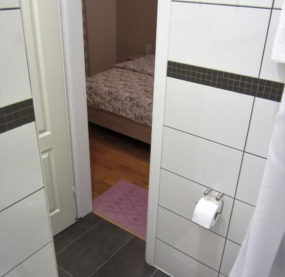 اتاق استاندارد, Aurelia Rooms