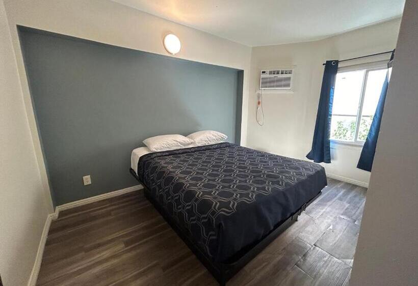 스탠다드 룸, Budget Inn Hollywood