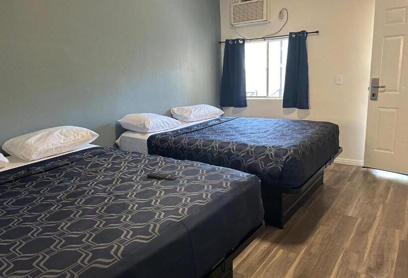 스탠다드 룸 더블 침대 2개, Budget Inn Hollywood