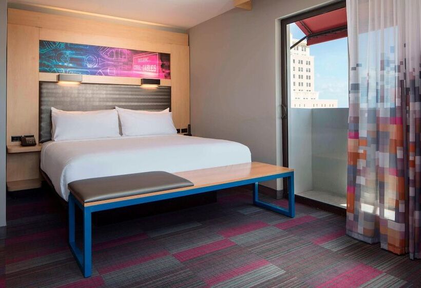 Люкс, Aloft Coral Gables