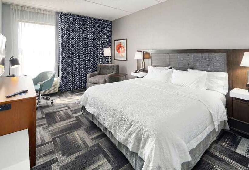 Номер Стандарт, Hampton Inn & Suites By Hilton Warrington Horsham
