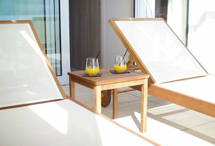 Люкс 2 Спальни, Kalamota Beach House