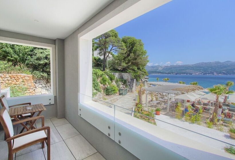 Люкс 3 Спальни, Kalamota Beach House