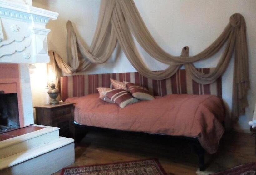Quarto Clássico, Archontiko Pantou