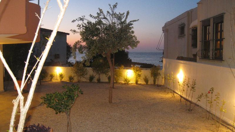 استودیوی استاندارد, Iolkos Hotel Apartments