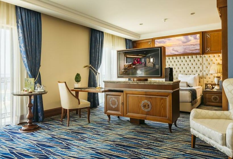 Люкс, Lords Palace Hotel Spa Casino