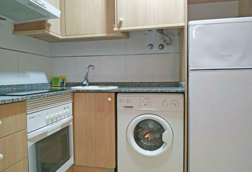 ３ベッドルームアパートメント, Apartamentos Los Almendros 3000